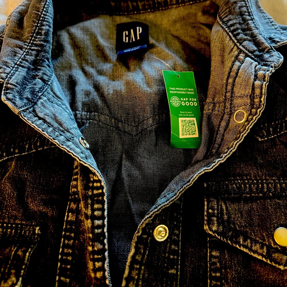 Black wash Denim color shirt never worn  
With tags